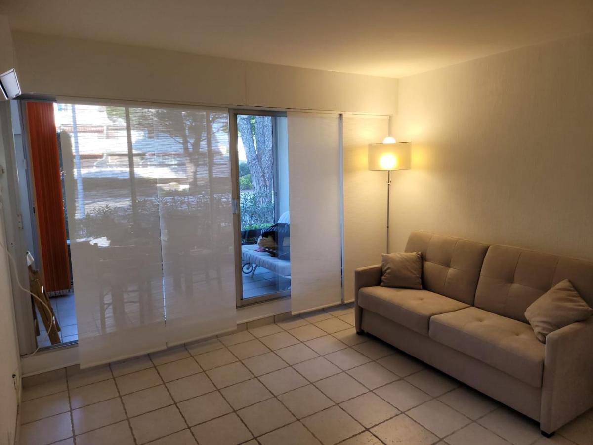 Avec Loggia Entre Port, Et Piscine *